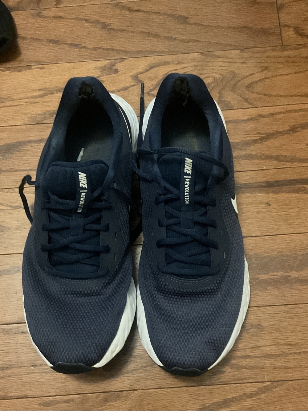 Nike Men’s Navy and White Athletic Running Shoes
